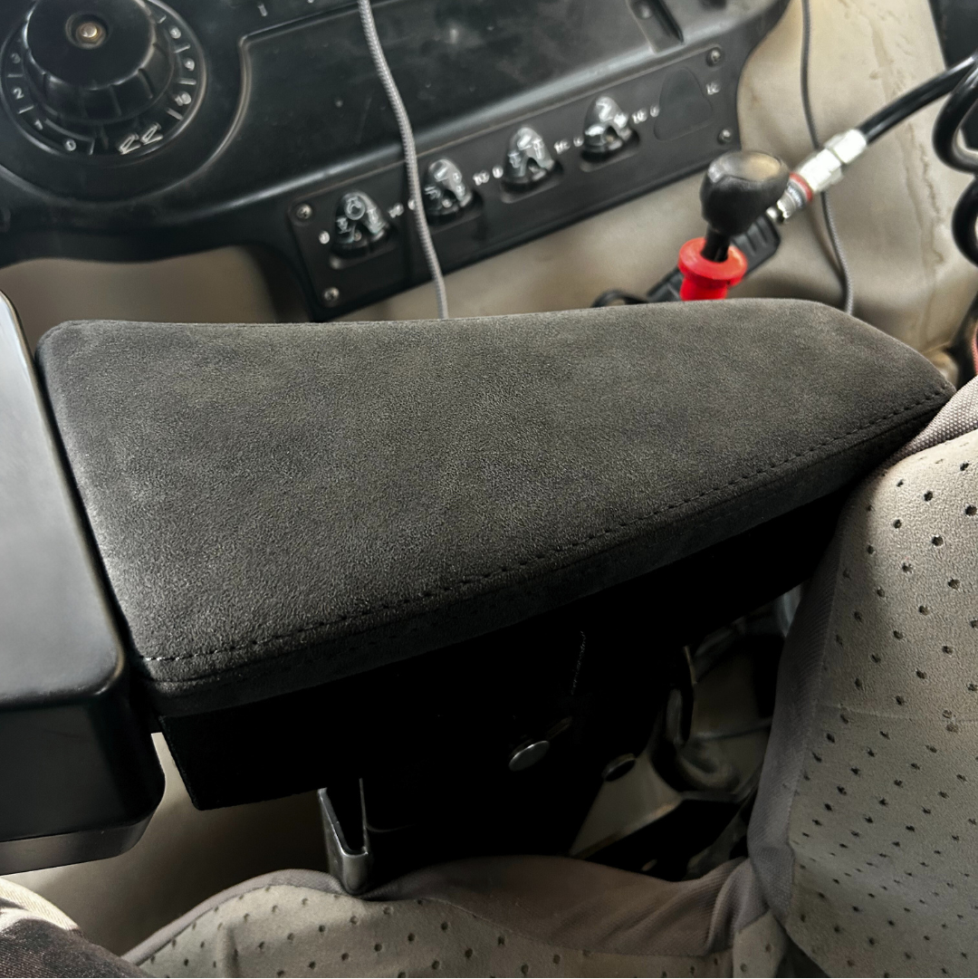 ALCS2 Alcantara Armlehnenpolster schwarz