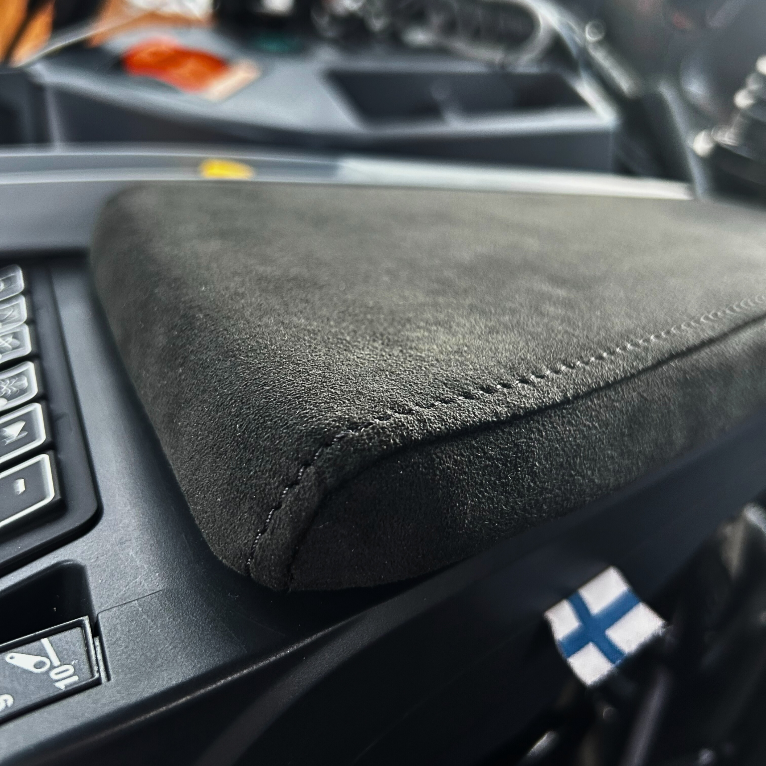 ALV1 - Almohadilla reposabrazos VALTRA