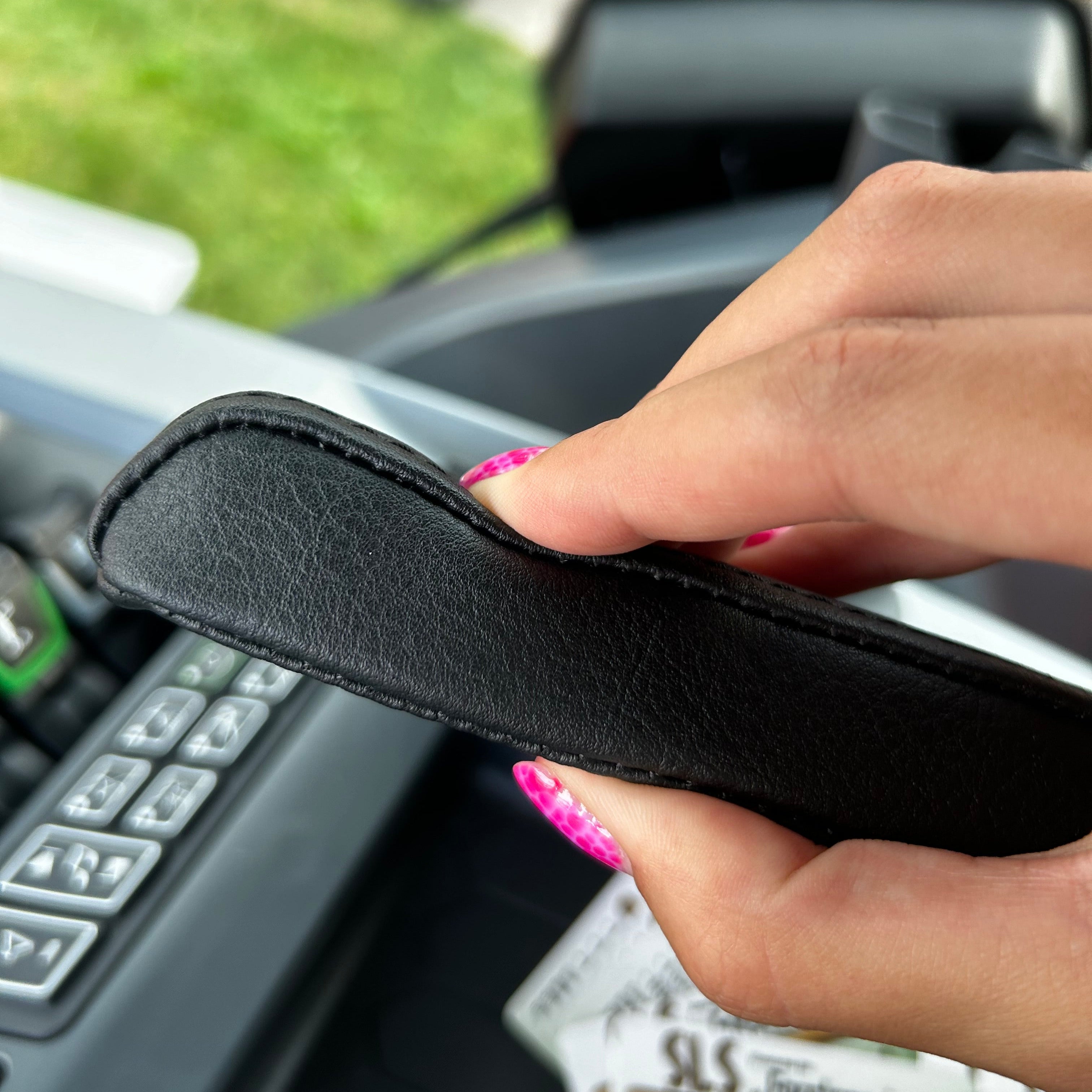 ALV1 - Almohadilla reposabrazos VALTRA