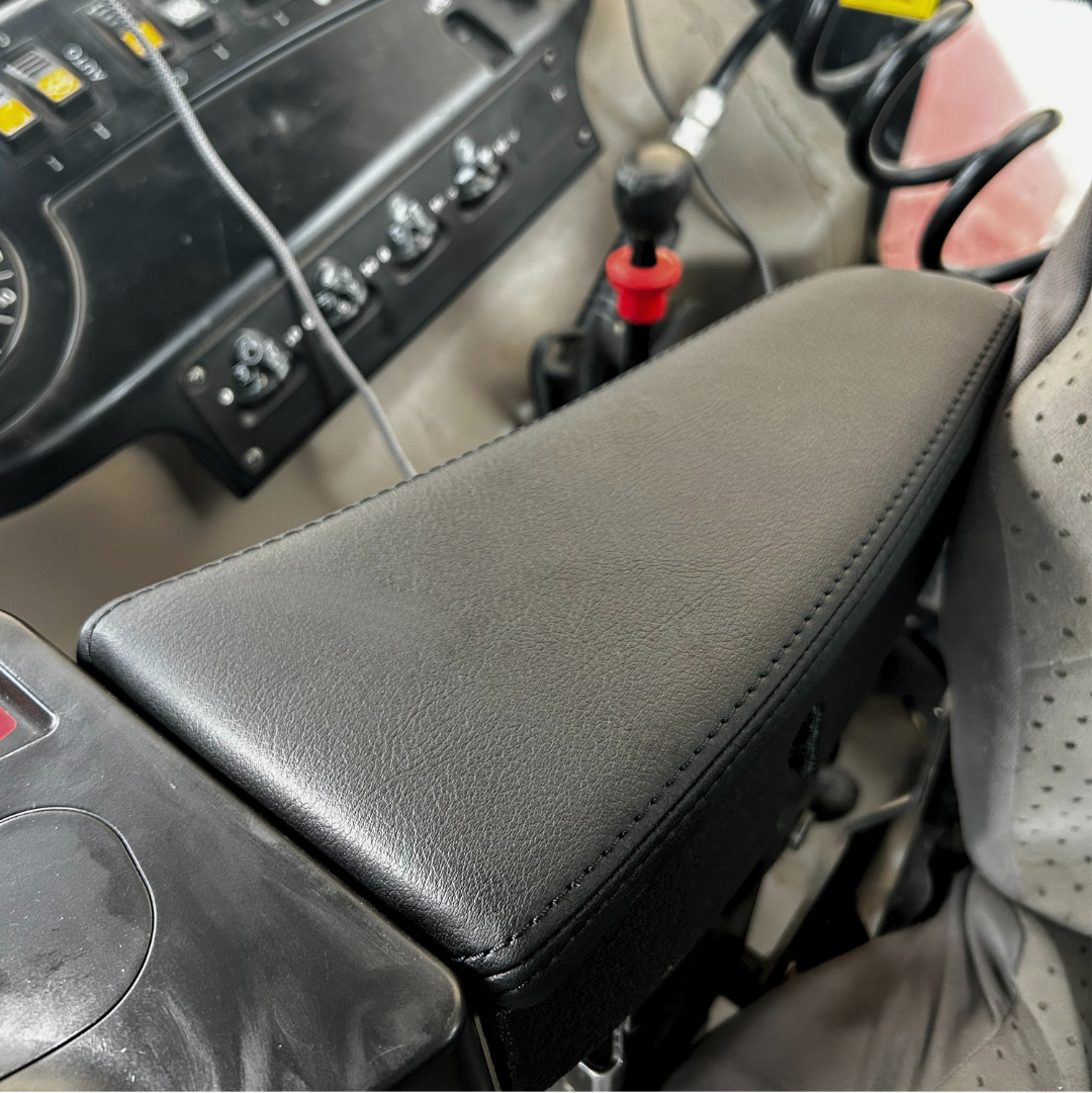 ALD1 - Acolchado reposabrazos DEUTZ-FAHR